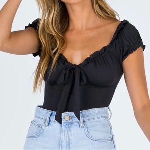 Capped sleeve black princess polly bodysuit